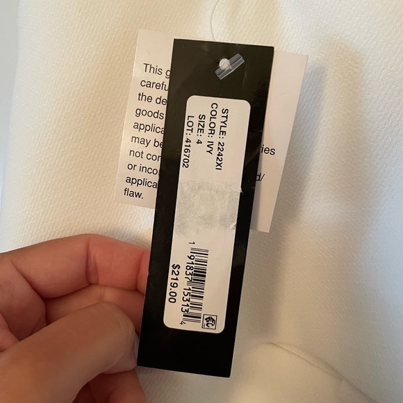 NWT. Size 4. White XSCAPE Crepe Bustier Ruffle Dress - Picture 5 of 5